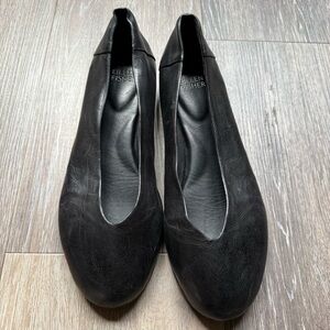 Black EILEEN FISHER Minimalist Ballet Flats Size 7 RARE